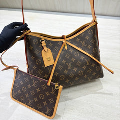 Hobo Shoulder Bag