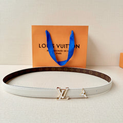 Elegant White Fashion Belt